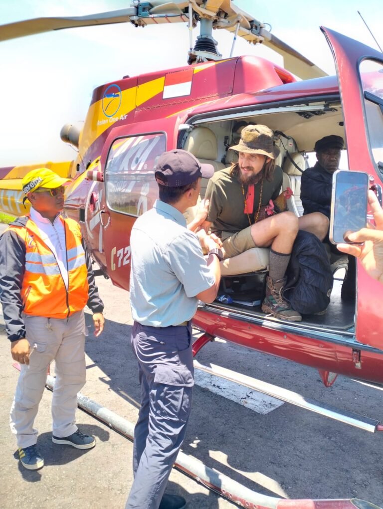 TNI-Polri Berhasil Bebaskan Pilot Susi Air Phillip Mark Mehrtens Dari Penyanderaan OPM