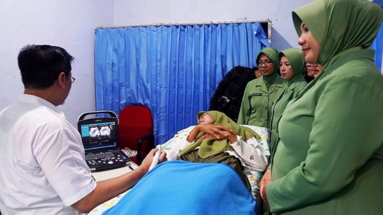 USG Kandungan Gratis Koramil 10 Bruno Gandeng Dinas Kesehatan