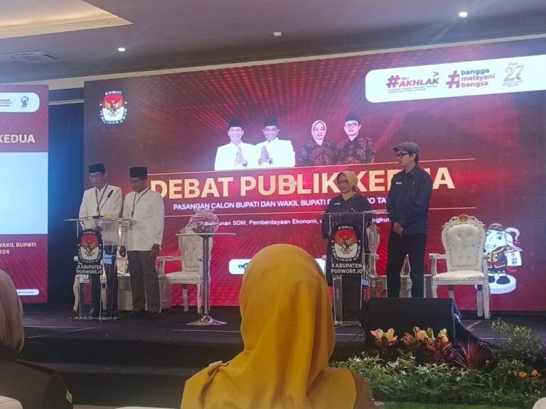 Debat Kedua Paslon Yophi-Lukman Konsen Optimalkan Pemuda Berprestasi, Yuli-Dion Banggakan Prestasi Bupati Terdahulu