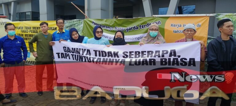 Ratusan Karyawan RS Radjak Hospital Cileungsi Berunjuk Rasa Menuntut Haknya