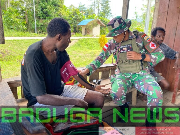 Di Tengah Sunyi Perbatasan Papua, Satgas Yonif 131/Brajasakti Jadi Pelita Kesehatan Warga
