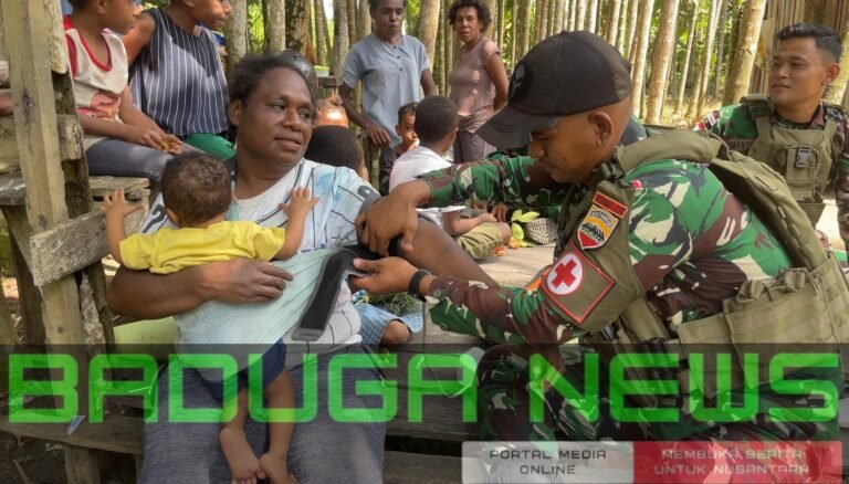 Kesehatan Pangkal Kesejahteraan, Satgas Yonif 131/Brajasakti Berikan Layanan Kesehatan Gratis Kepada Masyarakat Perbatasan Papua