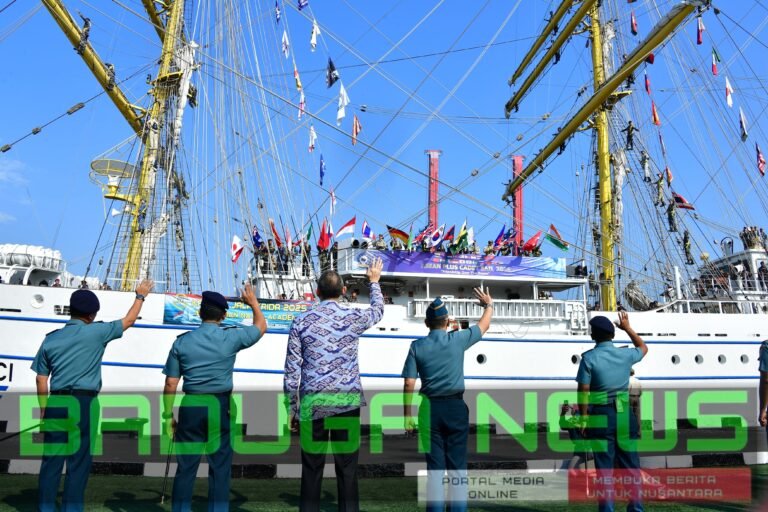 Asops Kasal Melepas Pelayaran Muhibah Diplomasi Duta Bangsa dan Lattek Taruna AAL 2025.
